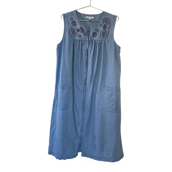 Go Softly Patio Denim Embroidered Zip Front Sleeveless Dress Womens Size L Blue - Picture 1 of 10